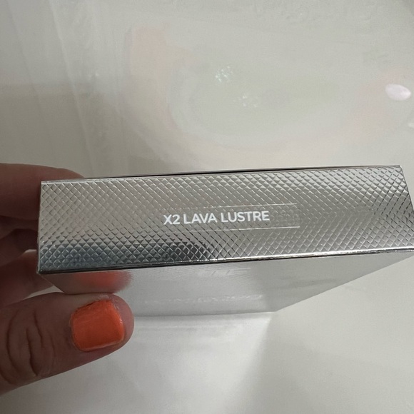 Tom Ford New Authentic Limited edition Eyeshadow Pallet. - Picture 10 of 11